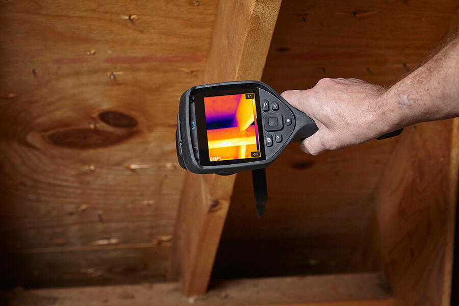 Profesionální balíček: Termokamera FLIR E54 + Školení + Akreditovaná kalibrace
